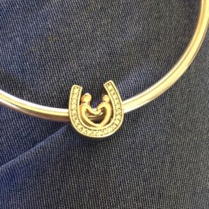 100%authenticate s925 silvee weight +_2 grams